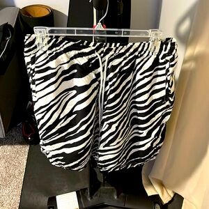 Vintage-Style Zebra Print Urban Outfitters Shorts (XL)